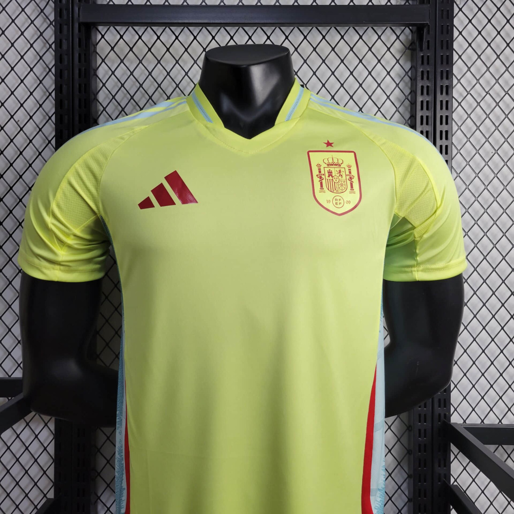 24/25 player Spain away