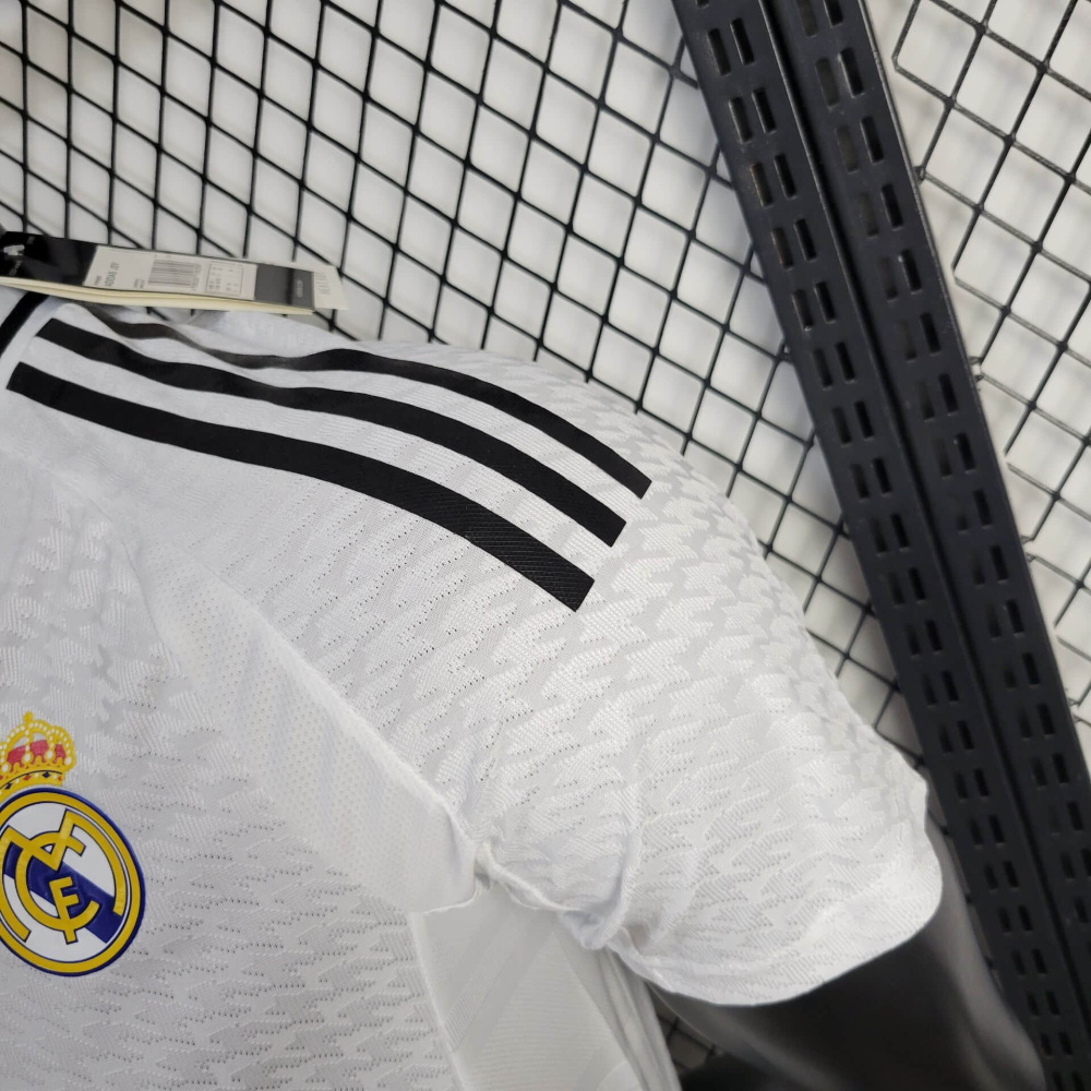 Real Madrid Home 24/25 player football team shirt