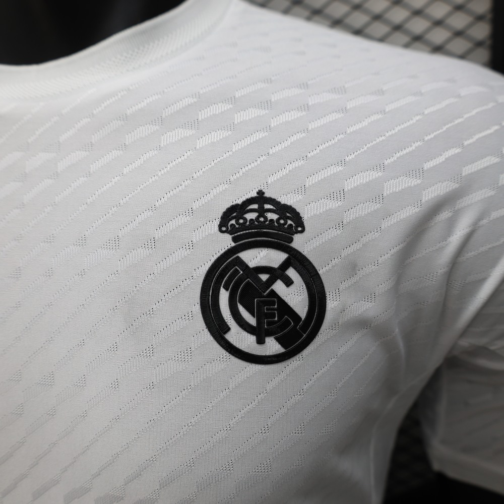24/25 players Real Madrid Y3 White