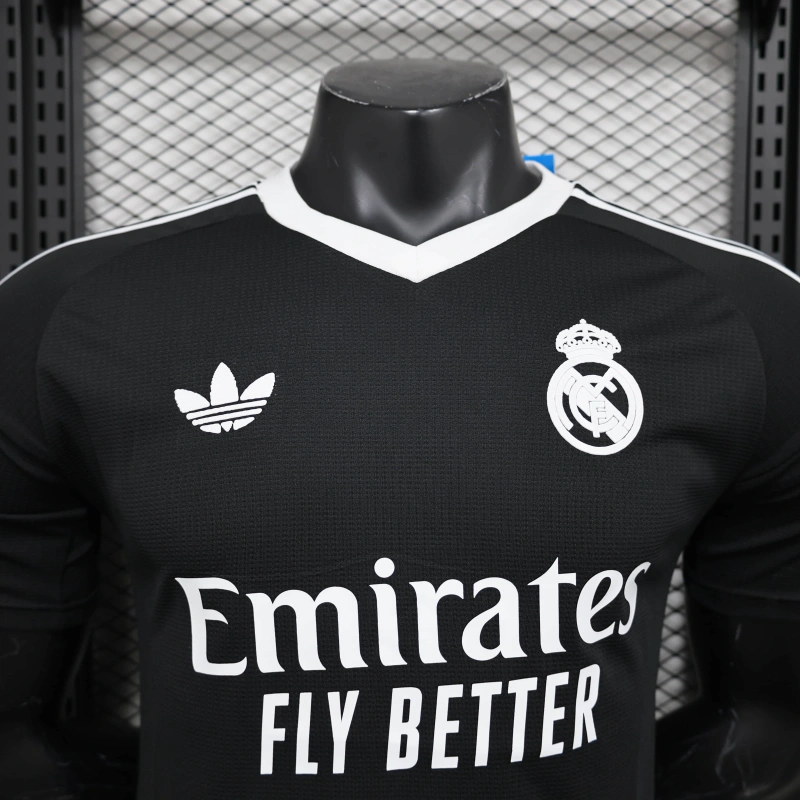 Real Madrid Black goalkeeper player 24/25 Football Team Shirt jersey