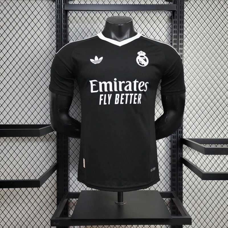 Real Madrid Black goalkeeper player 24/25 Football Team Shirt jersey