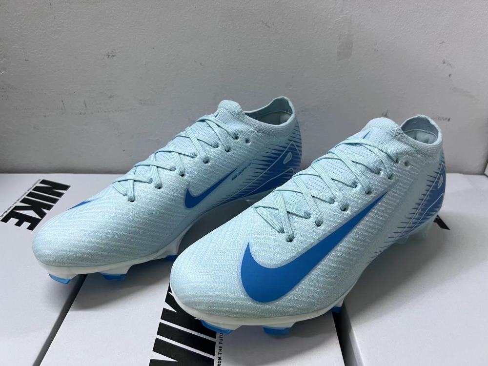 Assassin 16 Built-in Full Air Cushion Waterproof Knitted FG Football Shoes