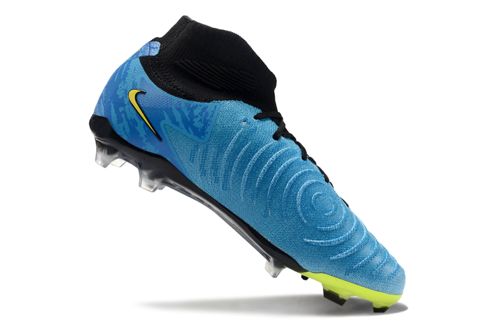 Low Top Waterproof Full Knit Moonraker FG Football Shoes