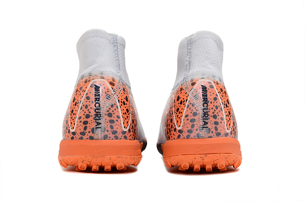 High Top MD Sole Shredded Spikes Football Shoes