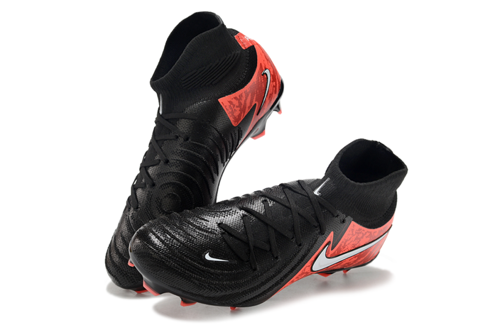 Low Top Waterproof Full Knit Moonraker FG Football Shoes