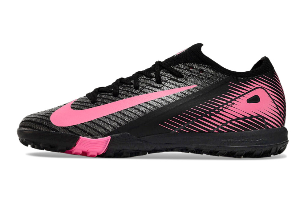Low Top MD Sole Shredded Spikes Football Shoes