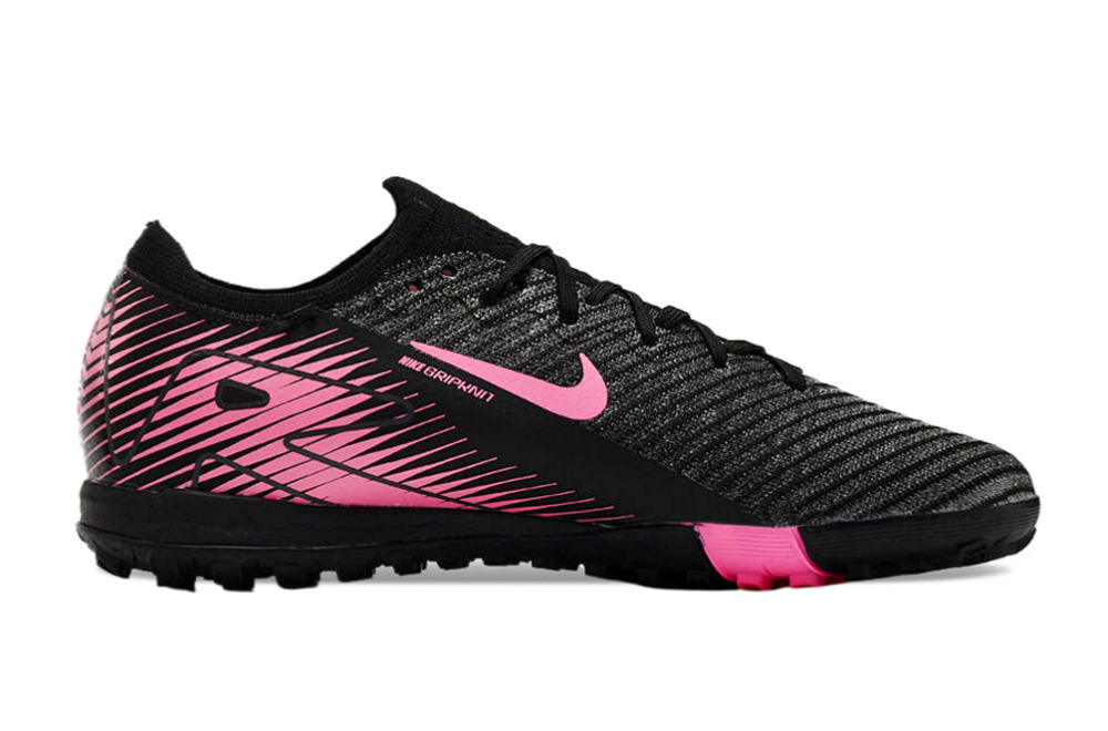 Low Top MD Sole Shredded Spikes Football Shoes