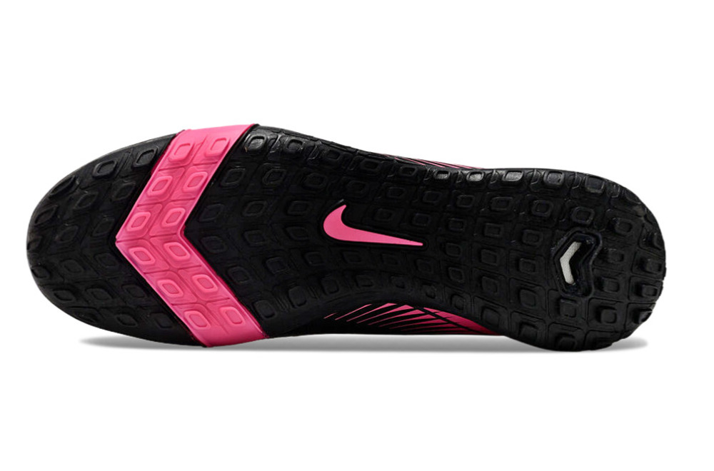 High Top MD Sole Shredded Spikes Football Shoes