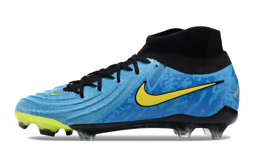 Low Top Waterproof Full Knit Moonraker FG Football Shoes