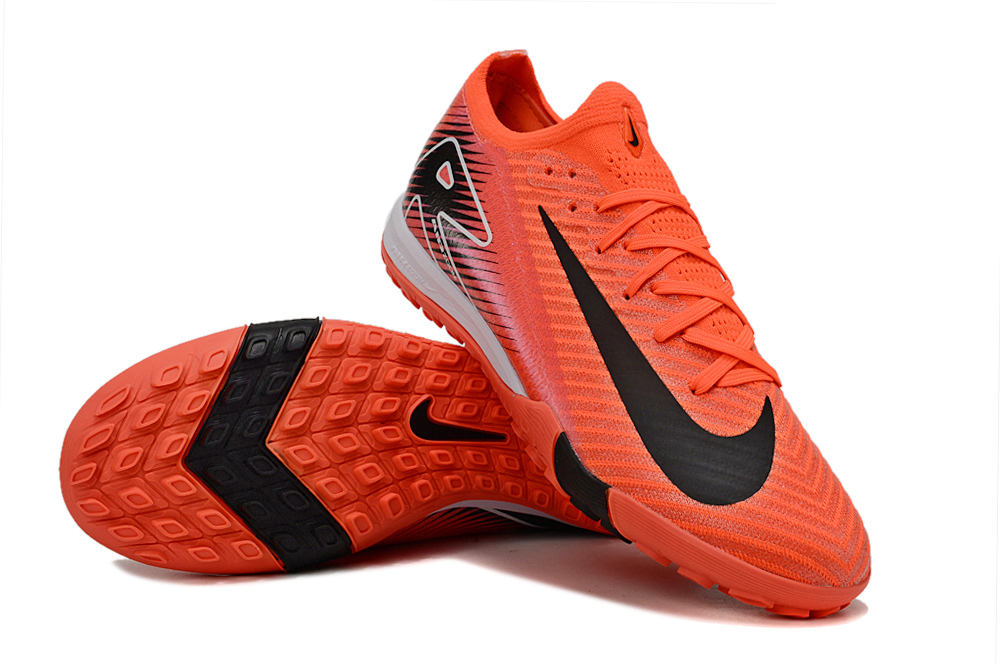 Assassins 16th Generation Low Top MD Sole Shredded Spikes Football Shoes