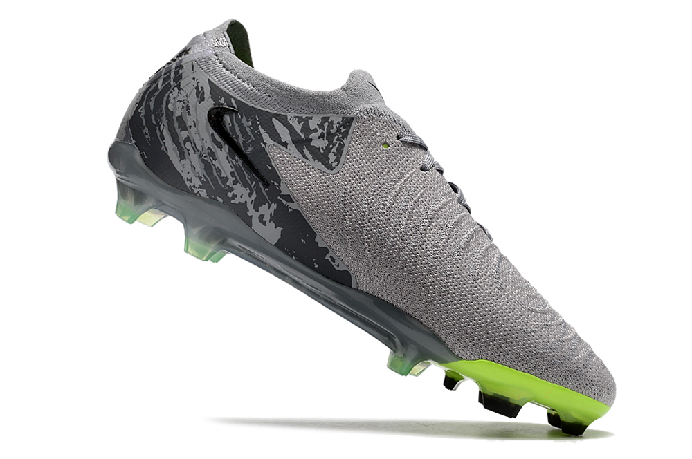 Low Top Waterproof Full Knit Moonraker FG Football Shoes