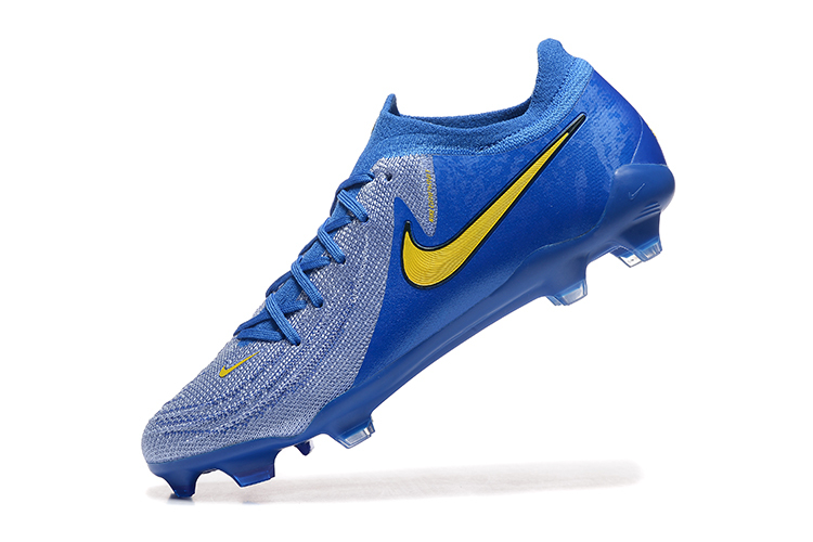 Low Top Waterproof Full Knit Moonraker FG Football Shoes