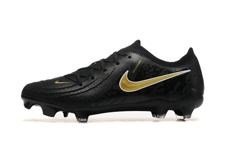 Low Top Waterproof Full Knit Moonraker FG Football Shoes