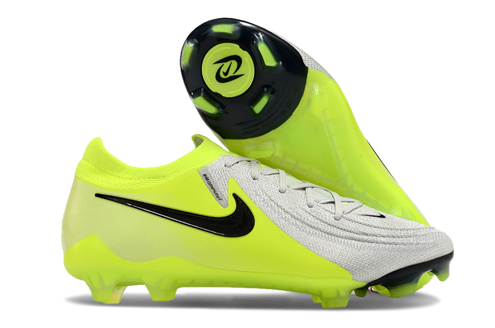 Low Top Waterproof Full Knit Moonraker FG Football Shoes