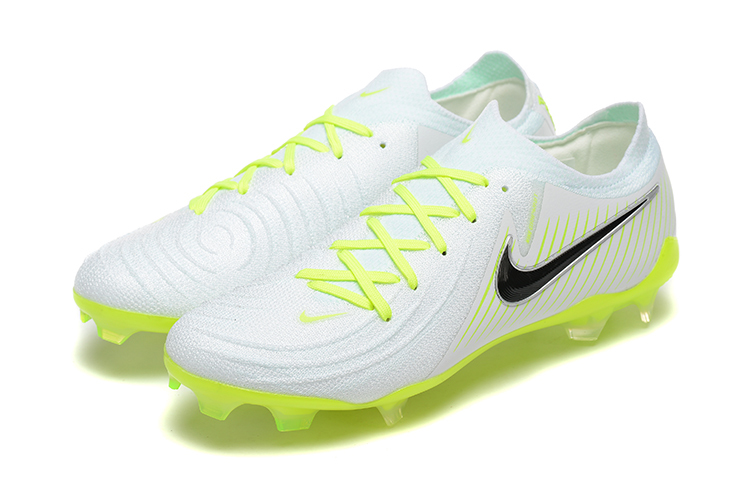 Low Top Waterproof Full Knit Moonraker FG Football Shoes