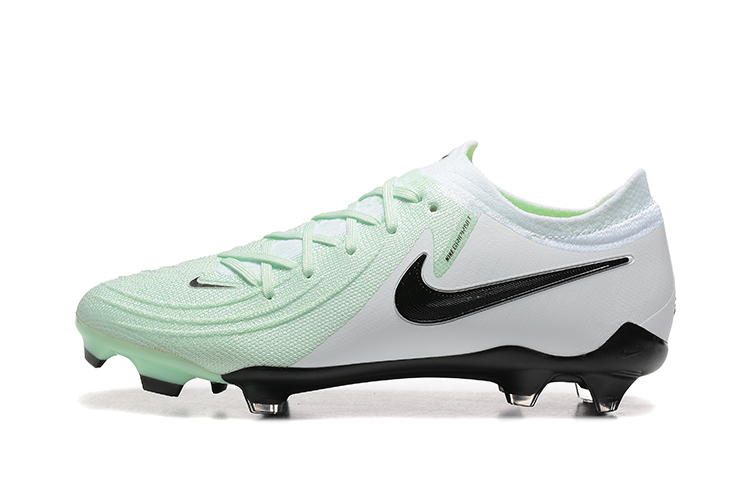 Low Top Waterproof Full Knit Moonraker FG Football Shoes