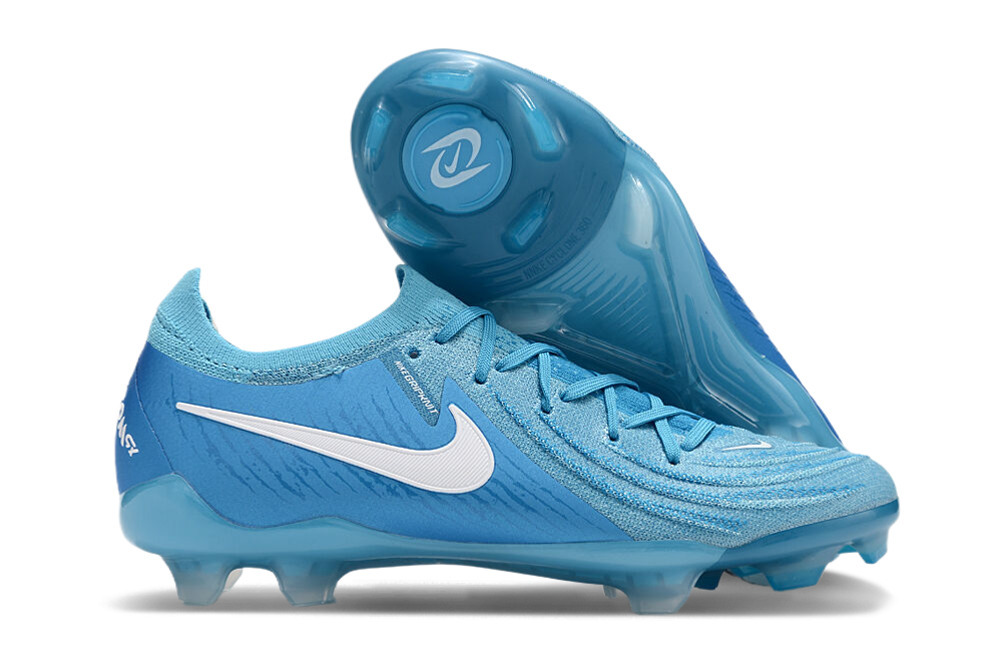 Low Top Waterproof Full Knit Moonraker FG Football Shoes