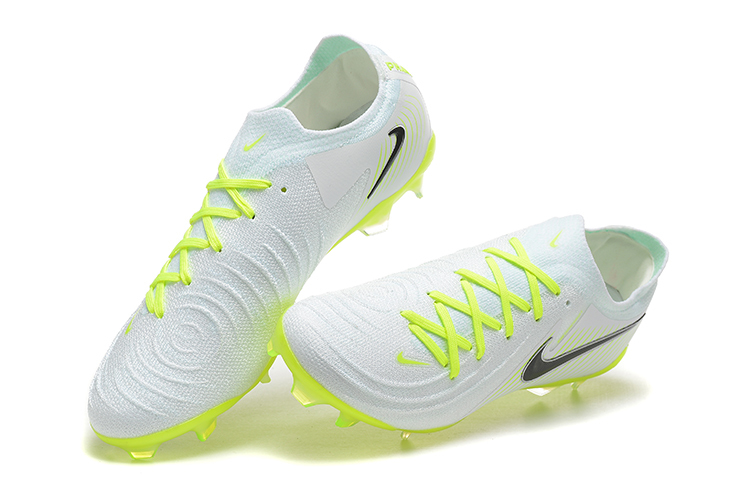 Low Top Waterproof Full Knit Moonraker FG Football Shoes