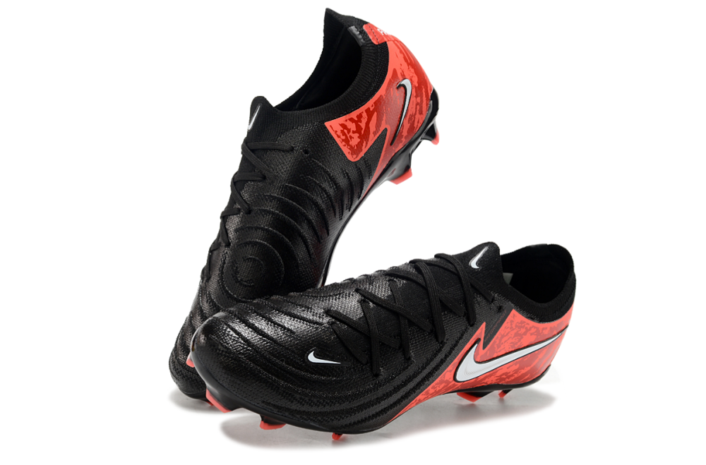 Low Top Waterproof Full Knit Moonraker FG Football Shoes