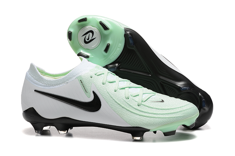 Low Top Waterproof Full Knit Moonraker FG Football Shoes