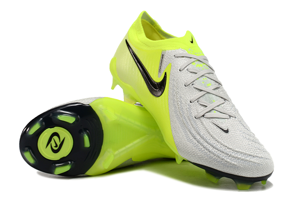 Low Top Waterproof Full Knit Moonraker FG Football Shoes