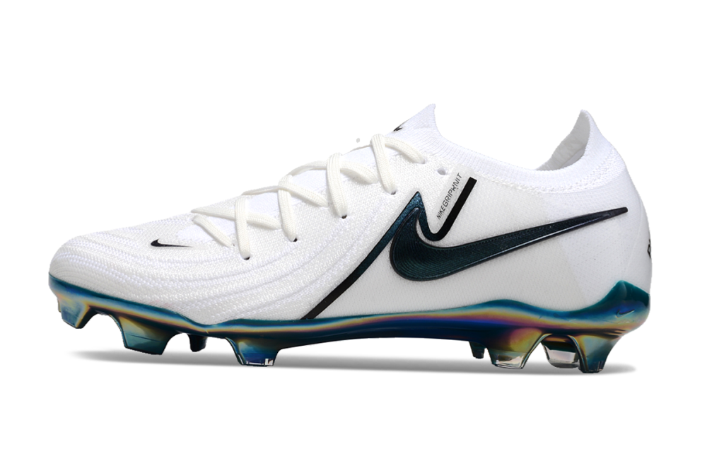 Low Top Waterproof Full Knit Moonraker FG Football Shoes