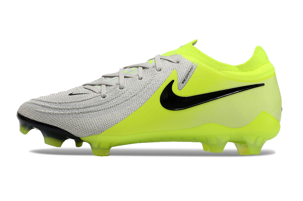 Low Top Waterproof Full Knit Moonraker FG Football Shoes