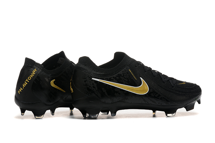 Low Top Waterproof Full Knit Moonraker FG Football Shoes
