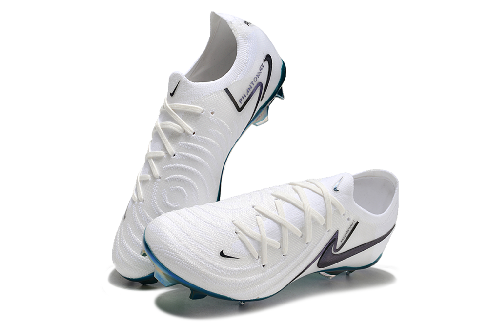 Low Top Waterproof Full Knit Moonraker FG Football Shoes