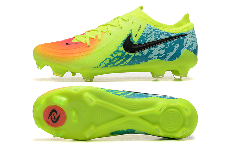 Low Top Waterproof Full Knit Moonraker FG Football Shoes