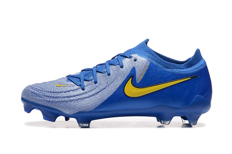 Low Top Waterproof Full Knit Moonraker FG Football Shoes