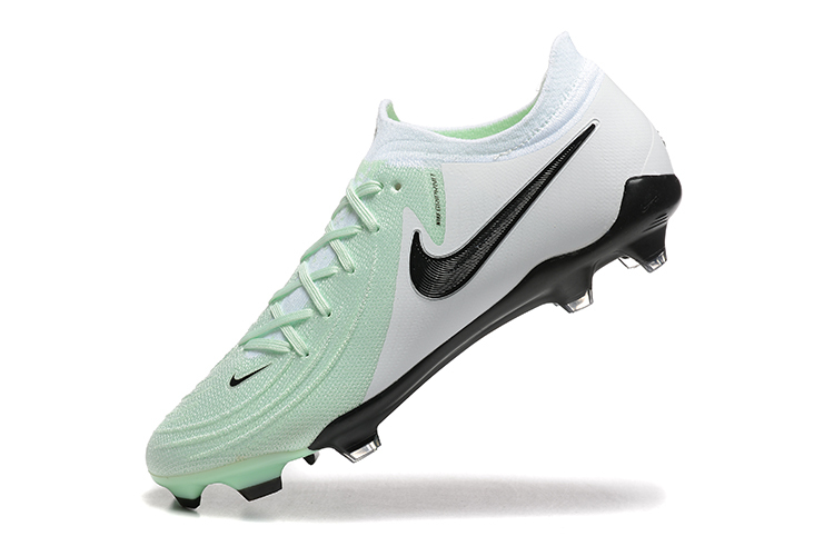 Low Top Waterproof Full Knit Moonraker FG Football Shoes