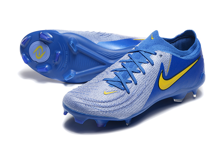 Low Top Waterproof Full Knit Moonraker FG Football Shoes