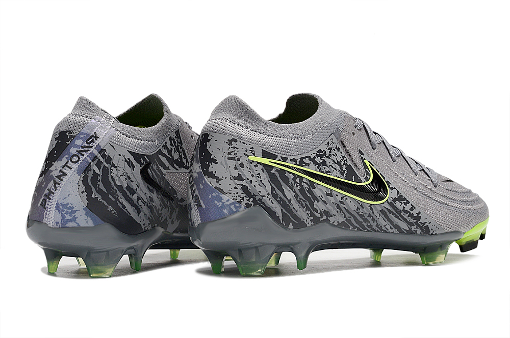 Low Top Waterproof Full Knit Moonraker FG Football Shoes
