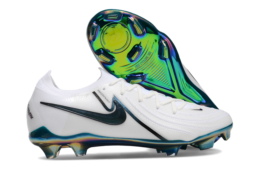 Low Top Waterproof Full Knit Moonraker FG Football Shoes