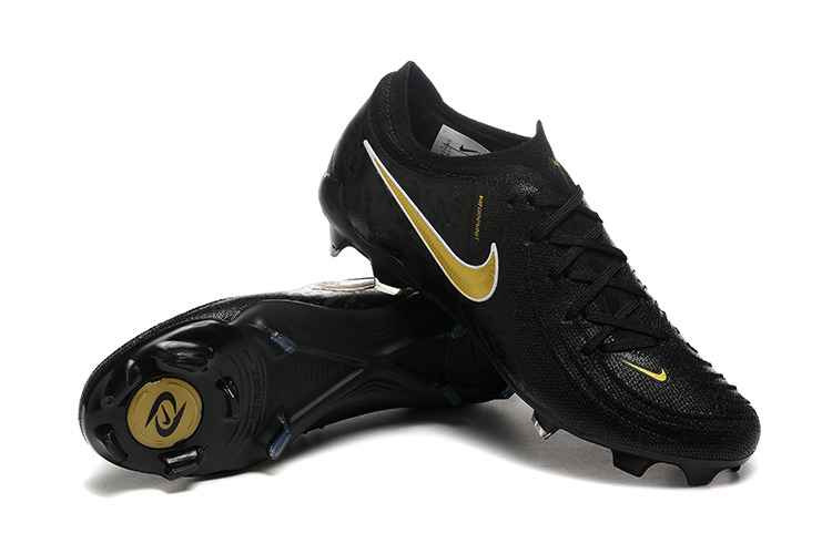 Low Top Waterproof Full Knit Moonraker FG Football Shoes