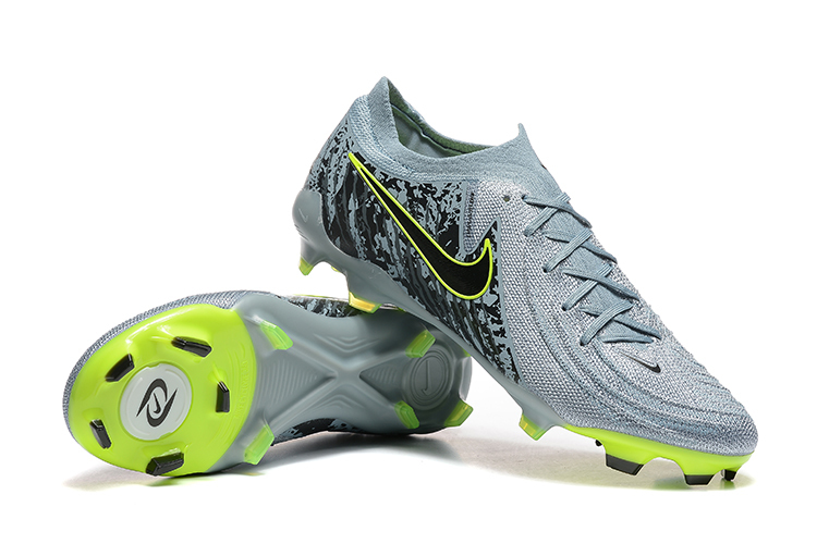 Low Top Waterproof Full Knit Moonraker FG Football Shoes