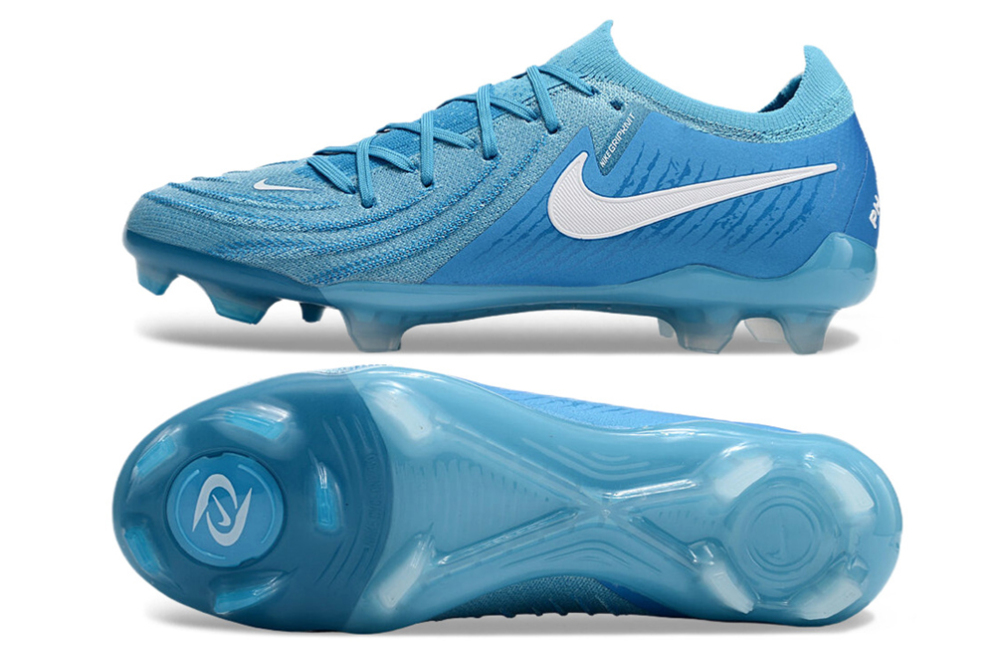 Low Top Waterproof Full Knit Moonraker FG Football Shoes