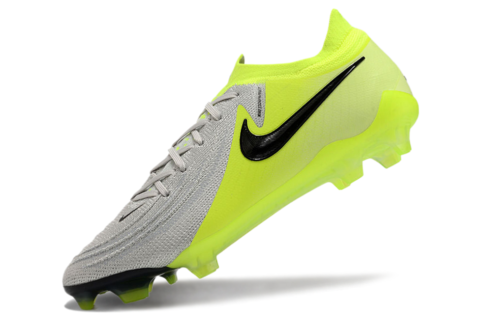 Low Top Waterproof Full Knit Moonraker FG Football Shoes