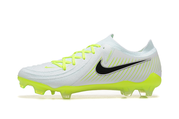 Low Top Waterproof Full Knit Moonraker FG Football Shoes