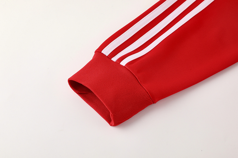 24 Bayern 06 Red Set