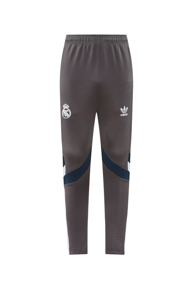 24 Real Madrid 06 Grey Set