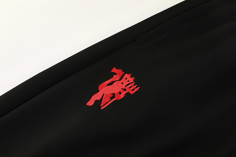 24 Manchester United 06 Black Kit