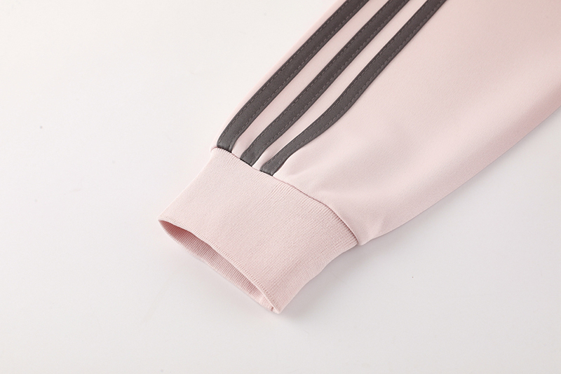 24 Real Madrid 06 Light Pink Set