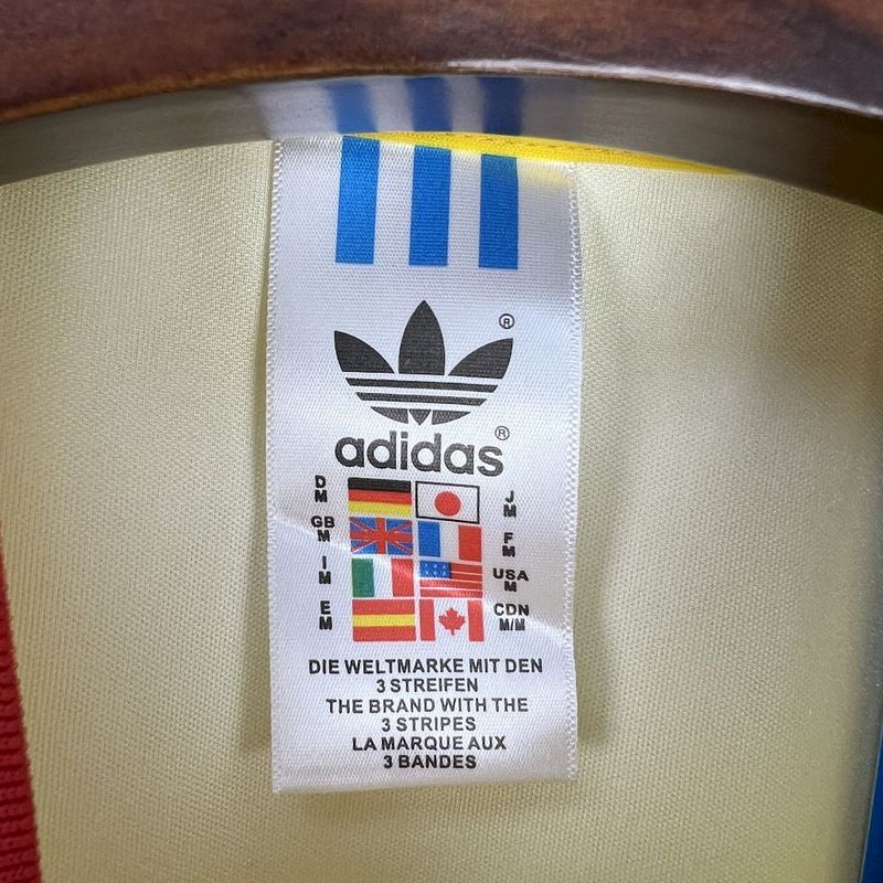 Retro 1990 Colombia