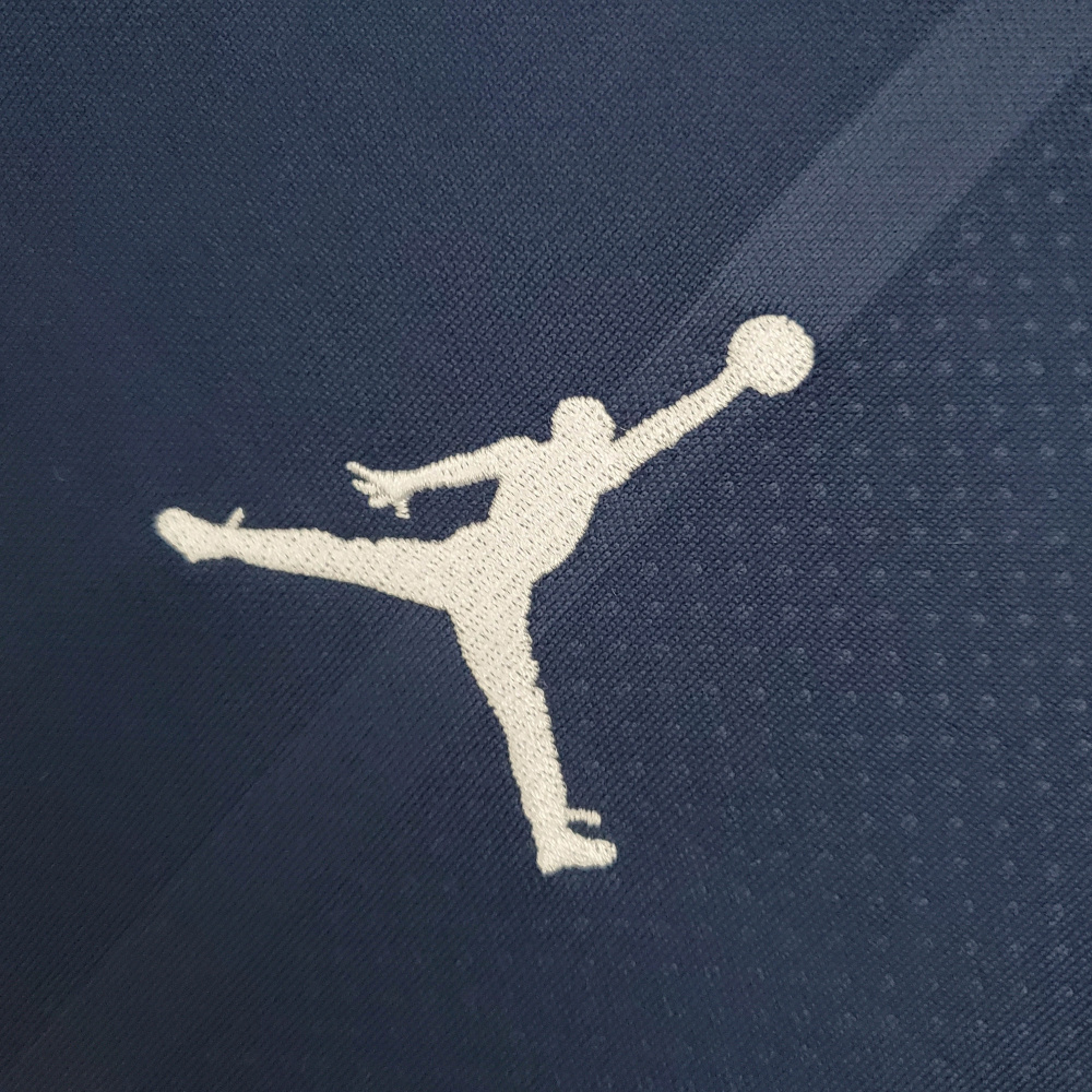 21/22 PSG home