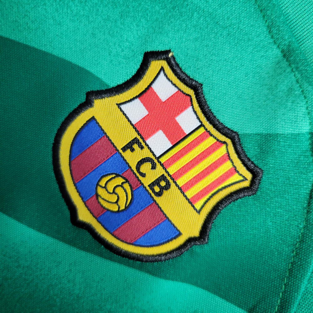 23/24 kids Barcelona Green Goalkeeper Size 16-28