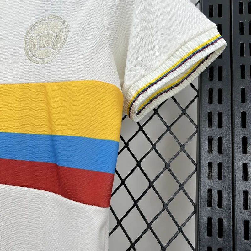 24-25 Colombia Especial KIDS