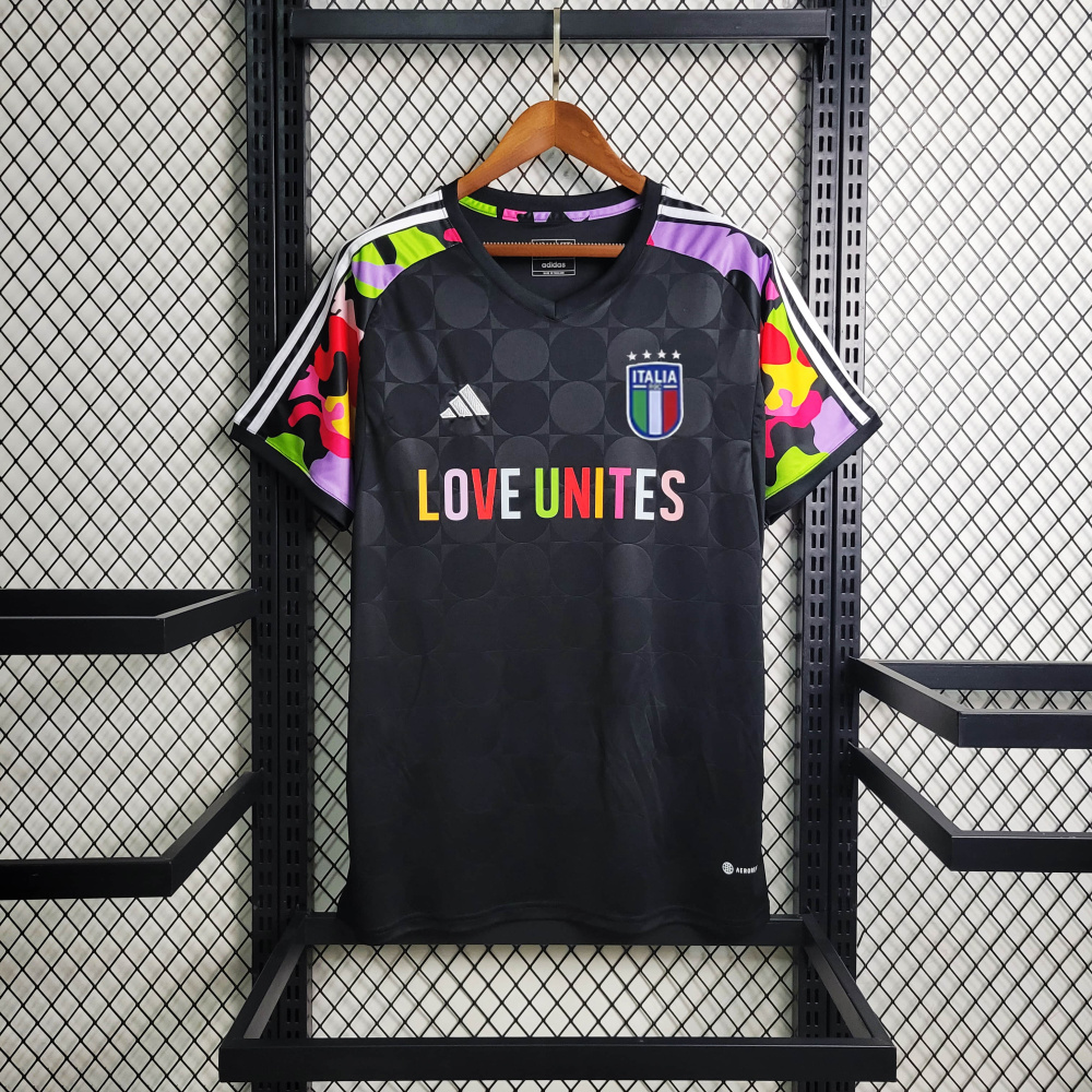 24/25 Italy Training clothing