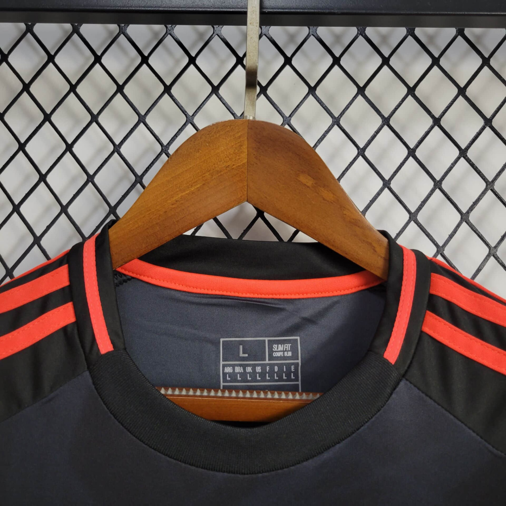 24/25 Colombia Away